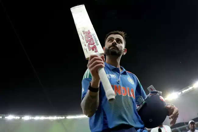 kohli got to his 51st odi cent