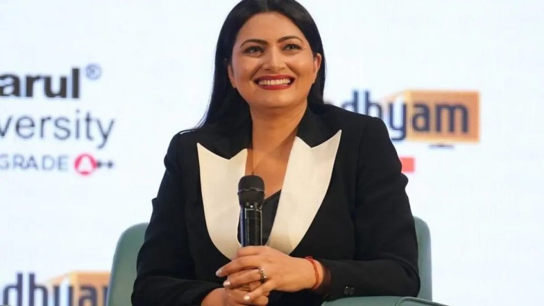 Chitra Tripathi Biography